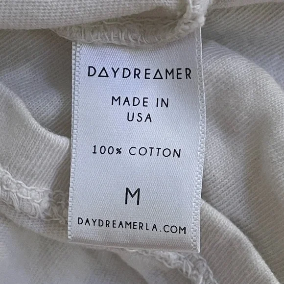 Nashville rainbow Daydreamer graphic T-shirt women’s size medium - Picture 5 of 6